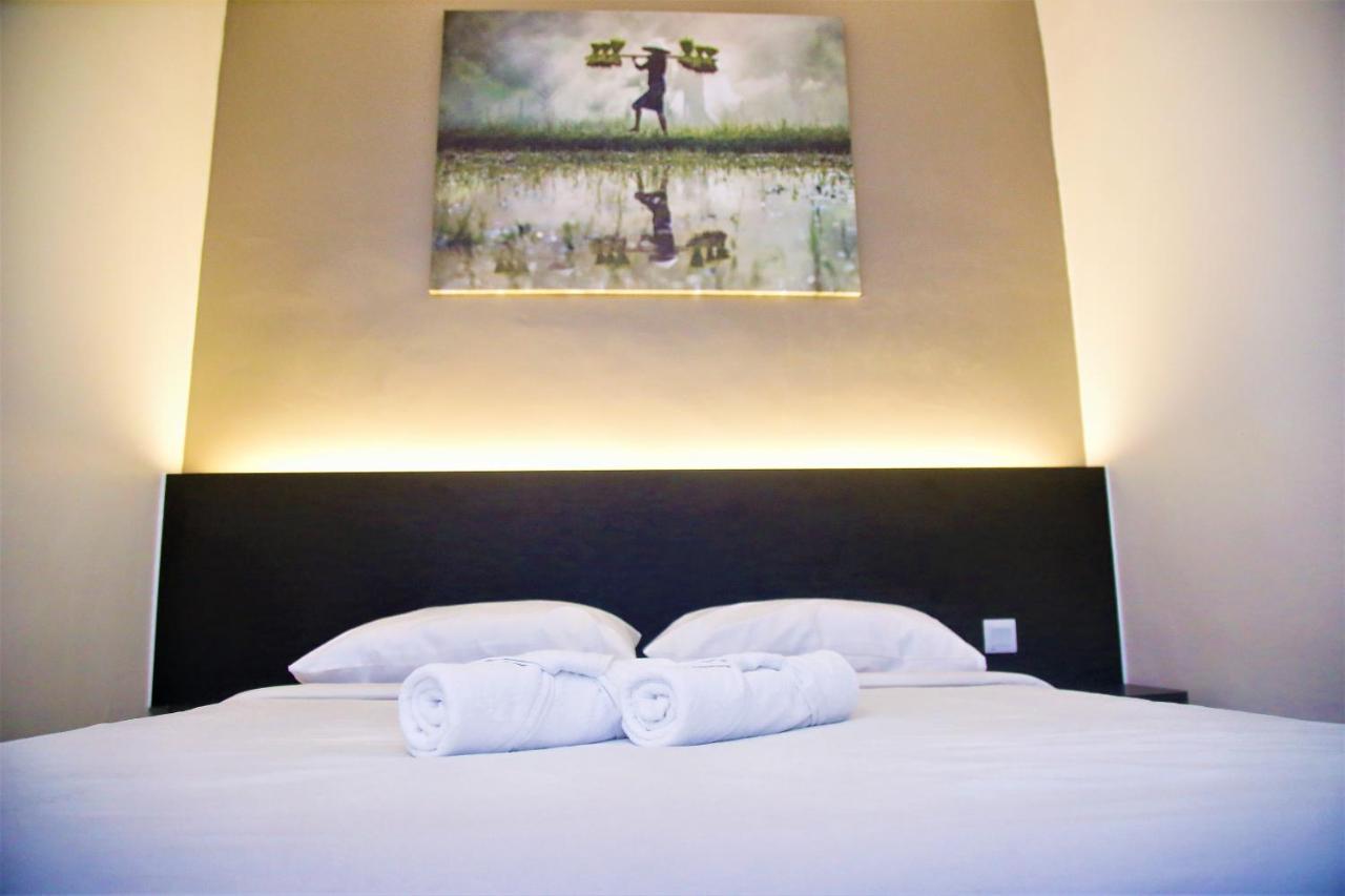 Padi Padi Hotel คันการ์ ภายนอก รูปภาพ