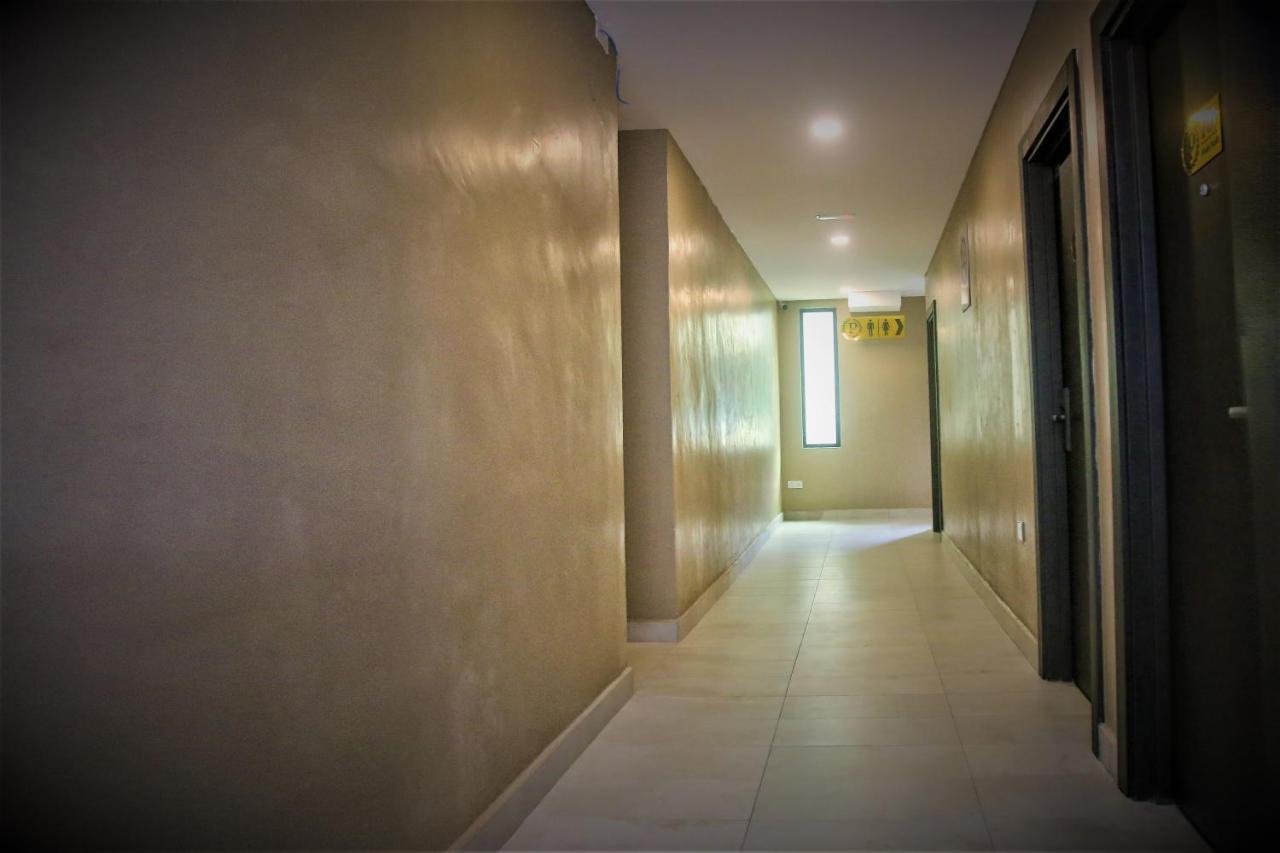 Padi Padi Hotel คันการ์ ภายนอก รูปภาพ